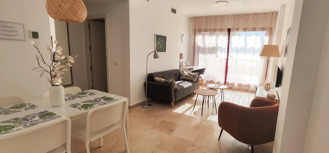 アパート Bahia de CasaresVista Bahia Sea Viewアパートメント